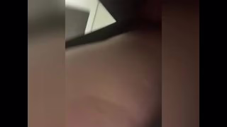 【二穴バイブで3点責め】オープンショーツにリモバイを仕込んでエレベーターへ【ド淫乱OLのナイトルーティーン】